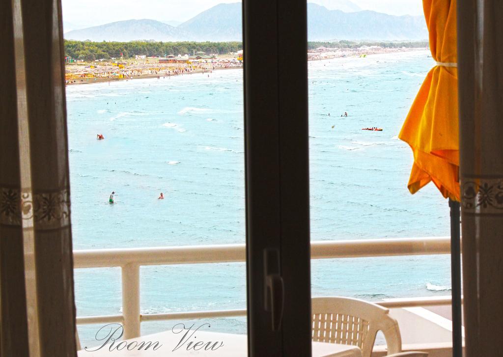 Palastura Apartments ウルツィニ エクステリア 写真
